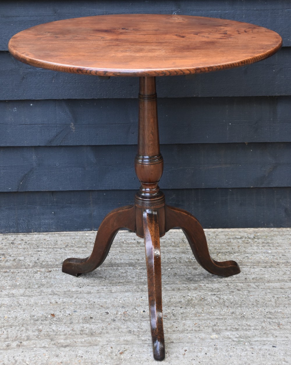 Handsome Georgian Elm & Oak Tripod Wine Table With Tilt-Top. View V