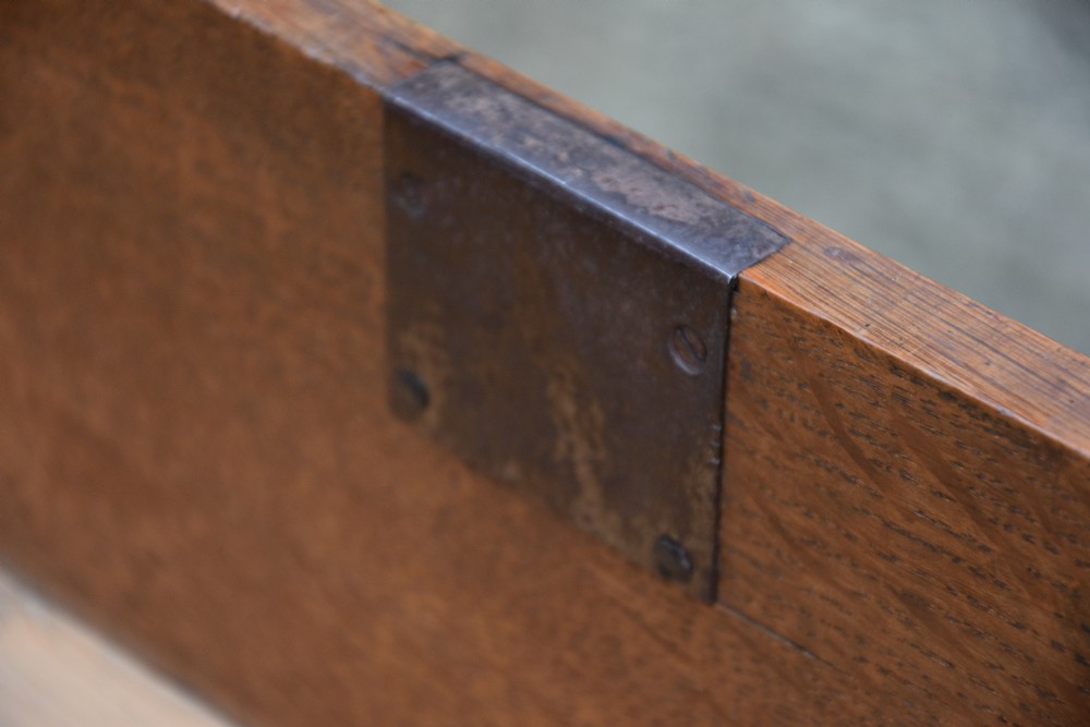 Handsome Georgian Light Oak Chest Of Drawers C.1750 View VIII