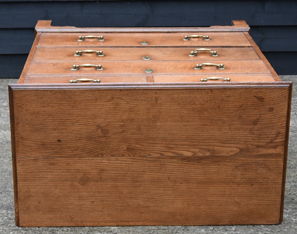 Handsome Georgian Light Oak Chest Of Drawers C.1750 View XIII