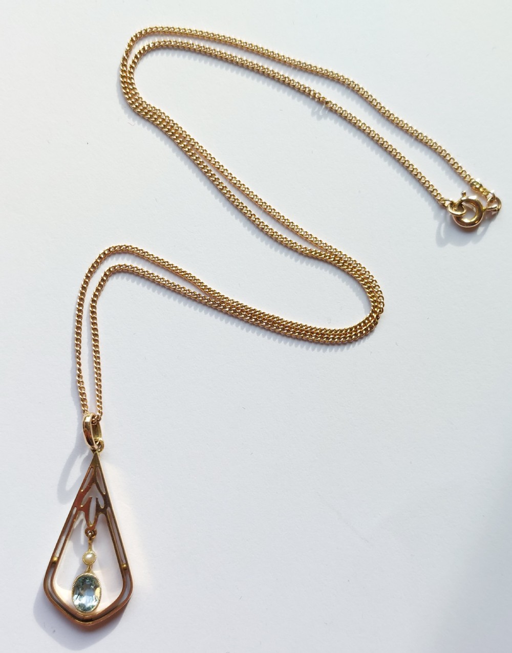Beautiful Art Deco Period 9ct Gold, Aquamarine & Seed Pearl Pendant & Chain. View IV