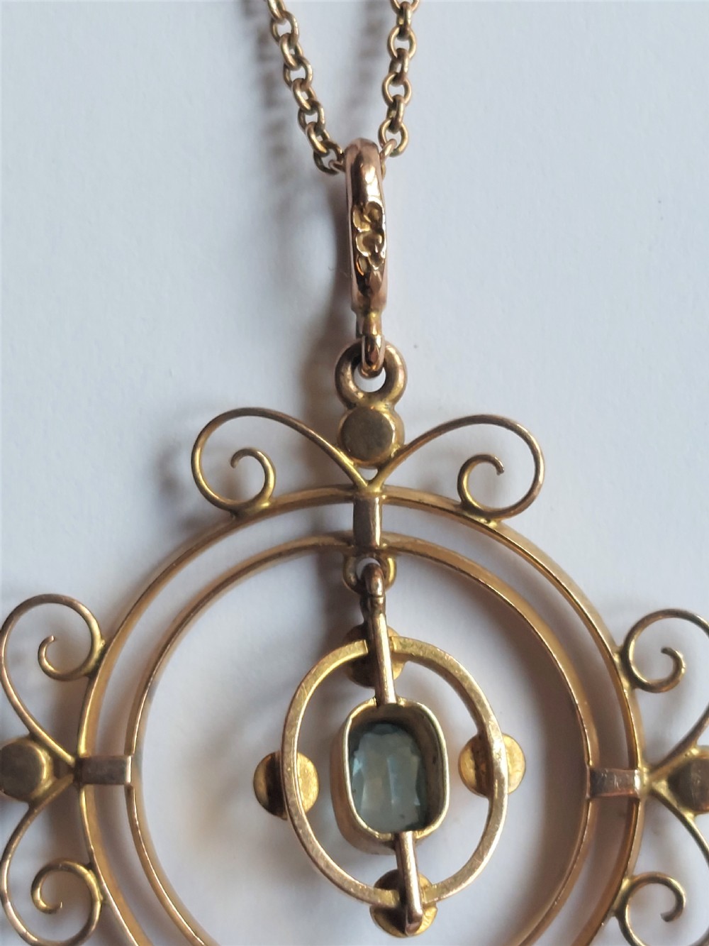 Art Nouveau 9ct Gold Pendant & Chain, Aquamarine & Seed Pearl. View III