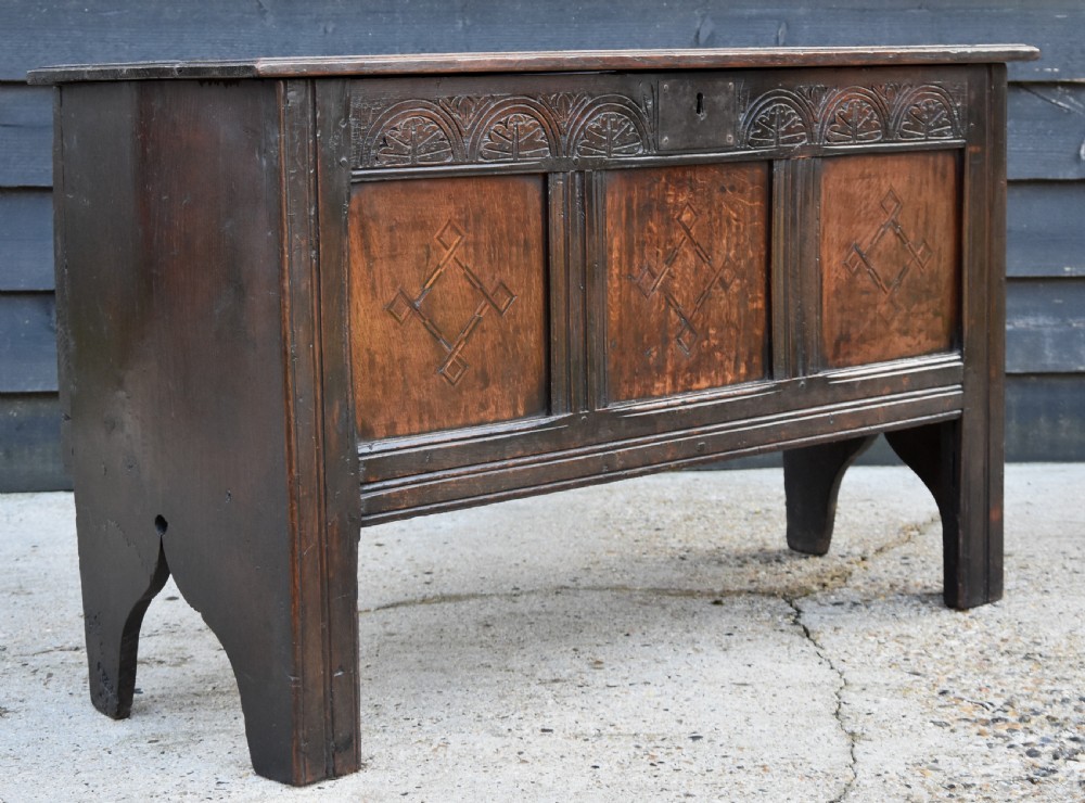 Lovely 18th Century Oak Coffer Box With Inlaid Panels.