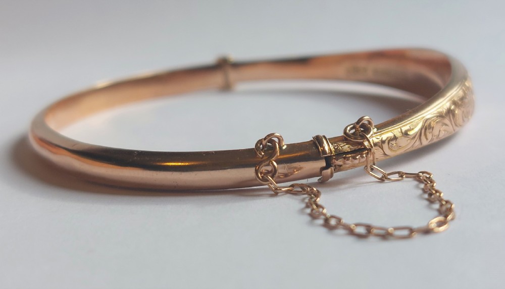 Beautiful Edwardian 9ct Rose Gold Bangle Bracelet, Engraved Floral & Foliate Decoration, Made By Smith & Pepper. View VI