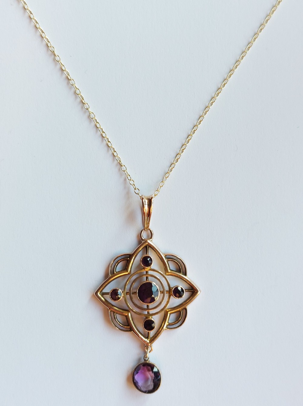 Beautiful Victorian Art Nouveau 9ct Gold Amethyst Lavalier Pendant & Chain. View III