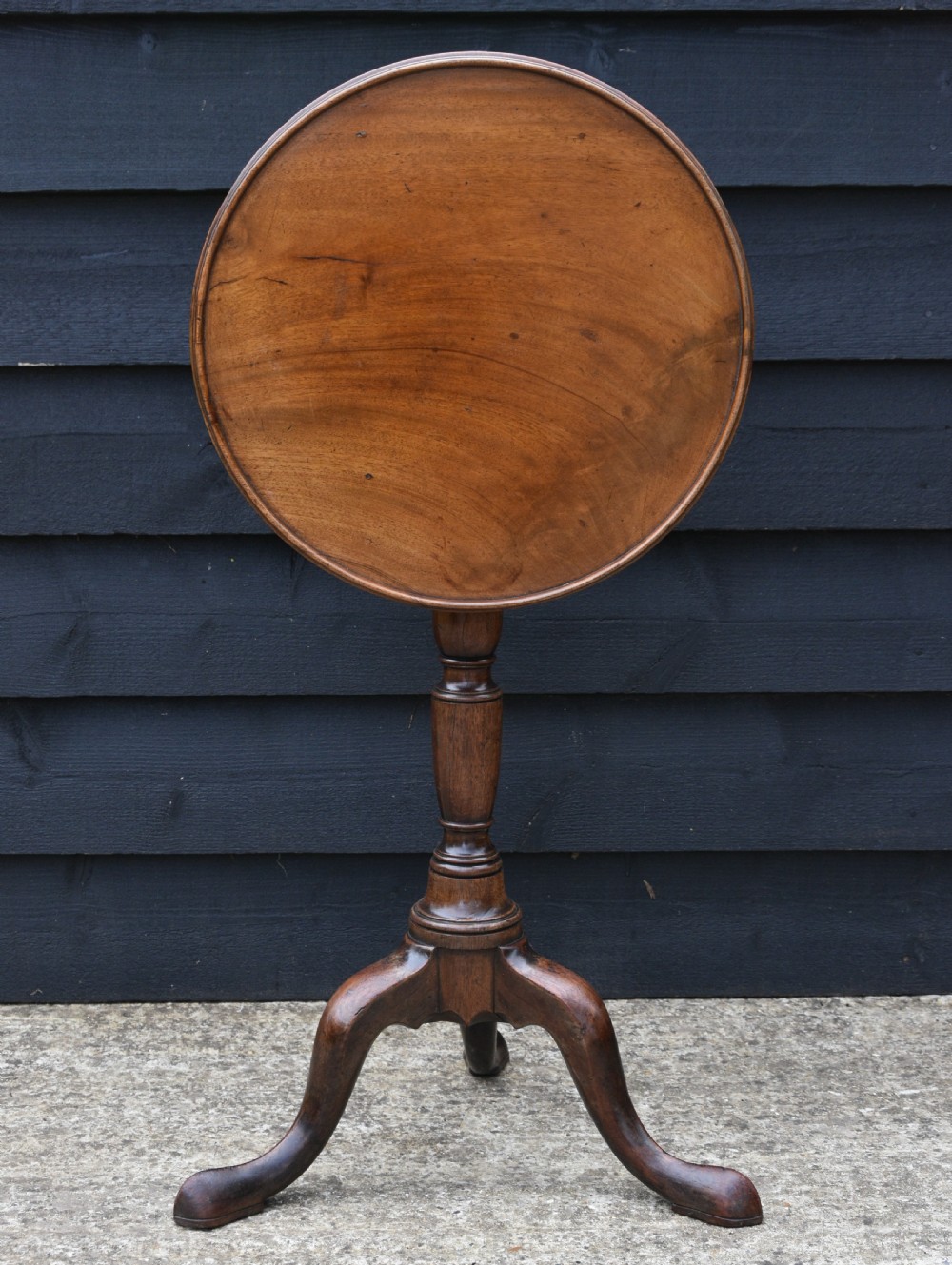 Handsome Georgian Mahogany Wine Table With Tilt-top C.1780.