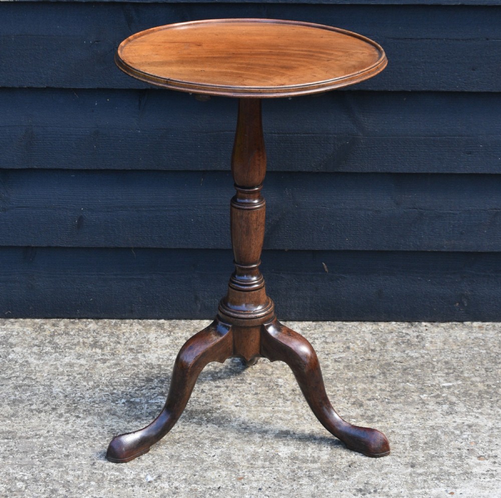 Handsome Georgian Mahogany Wine Table With Tilt-top C.1780. View II