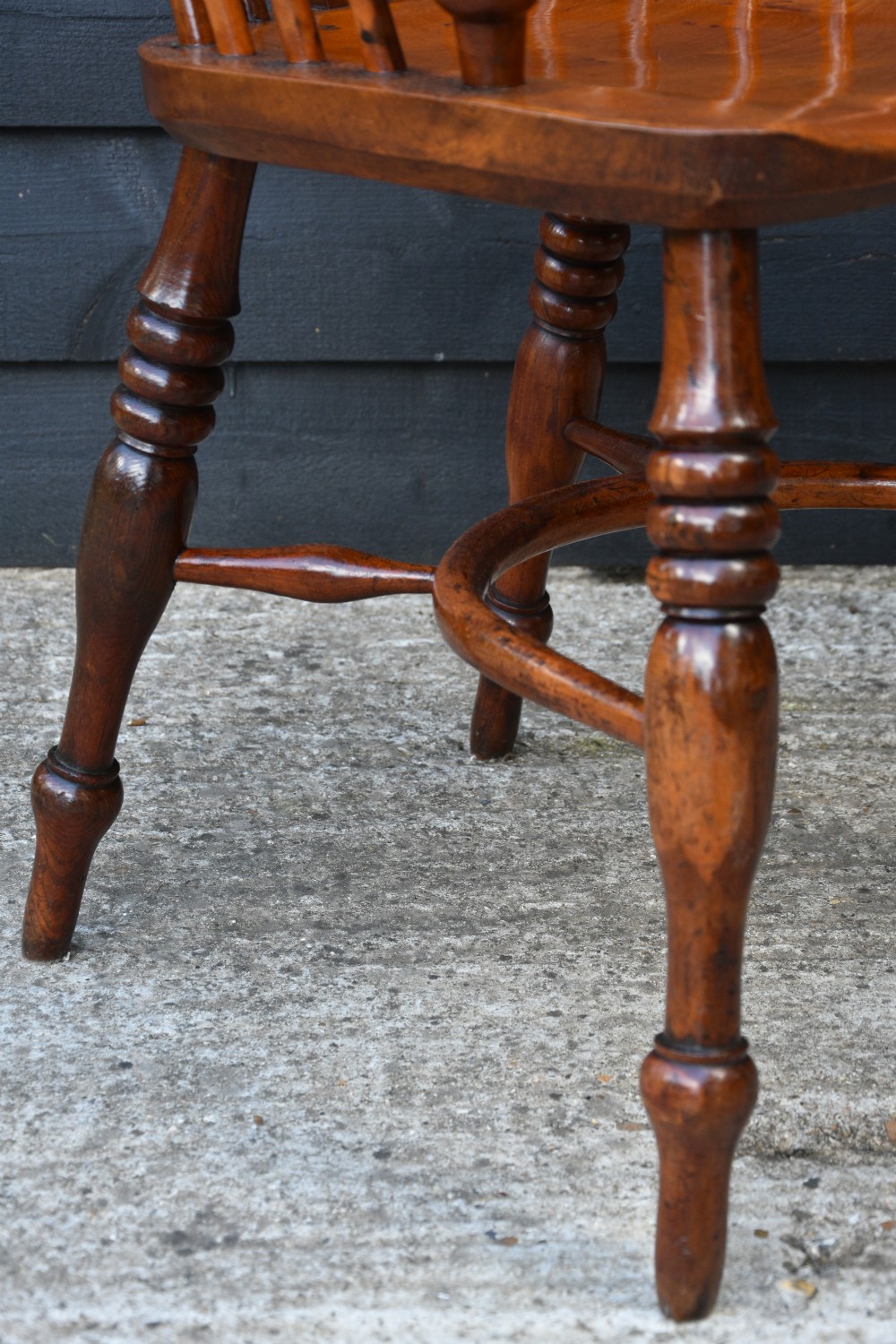 Superb Early 19th Century Yew & Elm Windsor Armchair, Georgian. View III