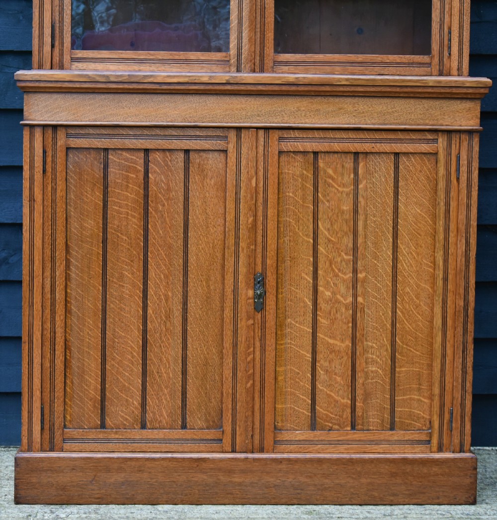 Late Victorian Light Oak Bookcase C.1890. View II