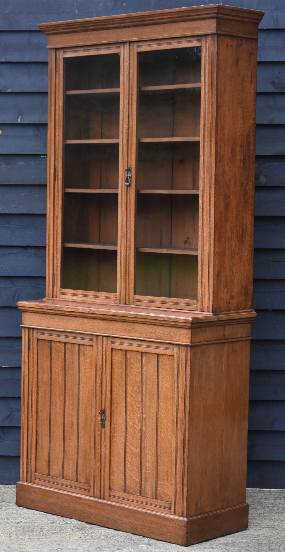 Late Victorian Light Oak Bookcase C.1890. View IX