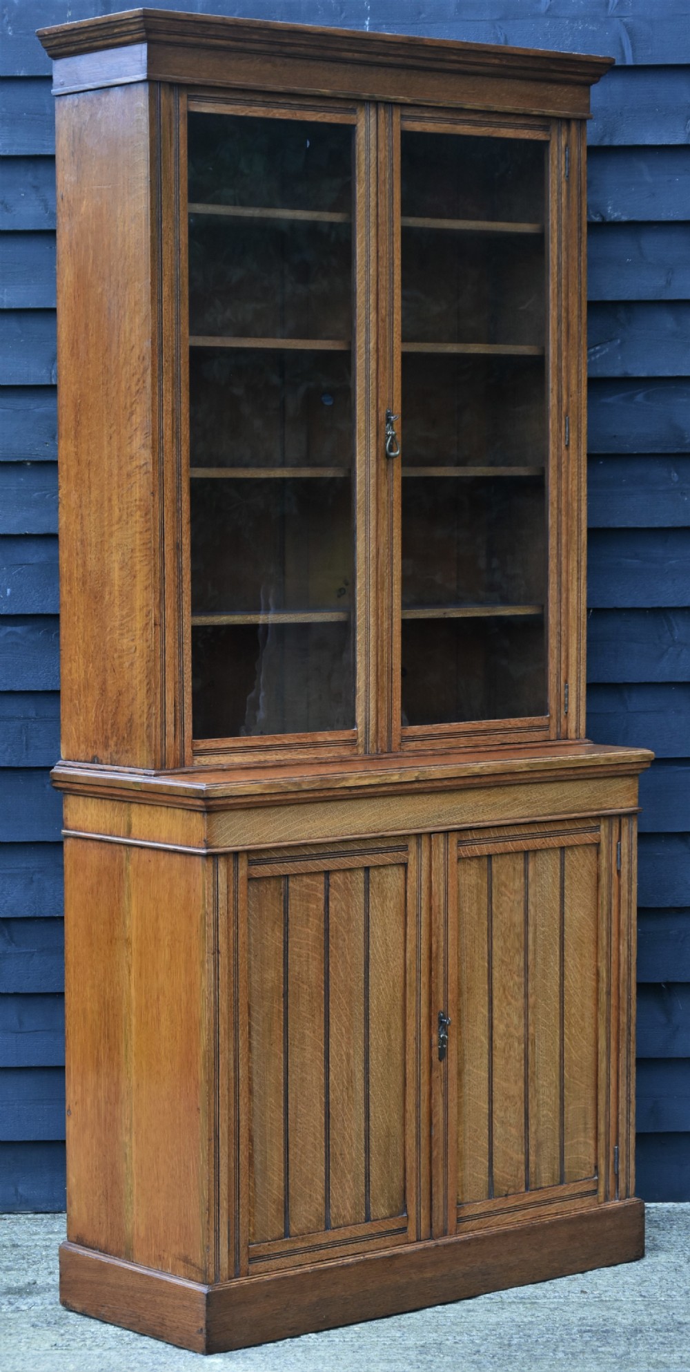 Late Victorian Light Oak Bookcase C.1890. View XI