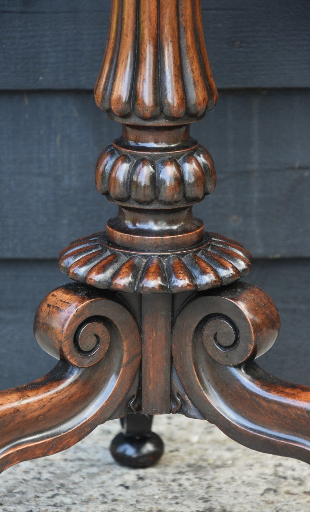 Superb Georgian Rosewood Wine Table By Miles & Edwards C.1835. Fine Quality. View III