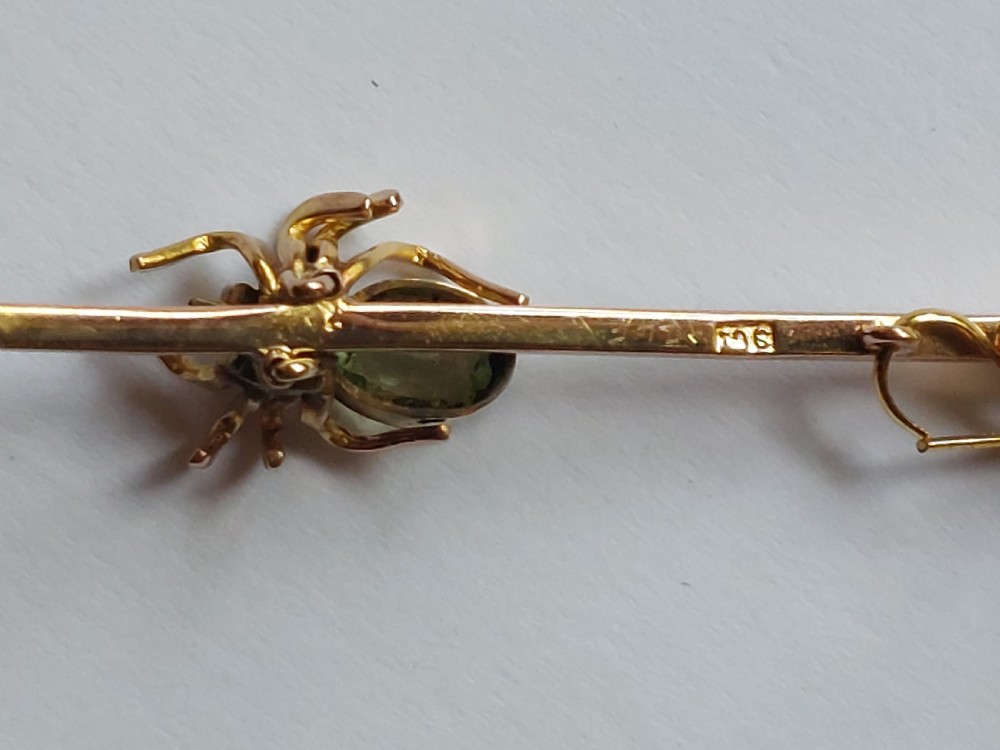 Fabulous Edwardian 9ct Gold Peridot & Seed Pearl Spider Bar Brooch. View II