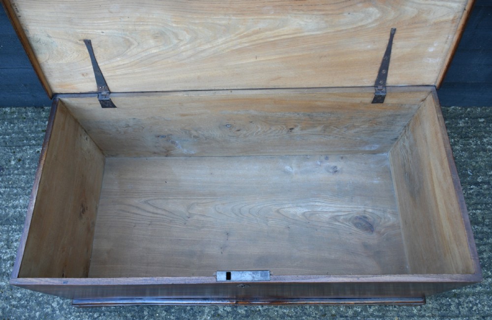 Lovely 18th Century Elm Blanket Box c.1760 View VI
