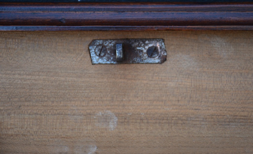 Lovely 18th Century Elm Blanket Box c.1760 View XIII