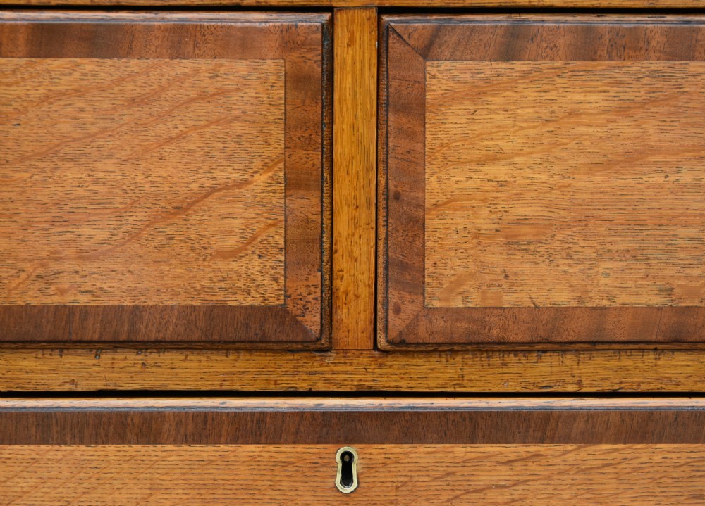 Handsome Georgian Oak Chest Of Drawers C.1780, Light Oak With Mahogany Cross-banding. View VIII