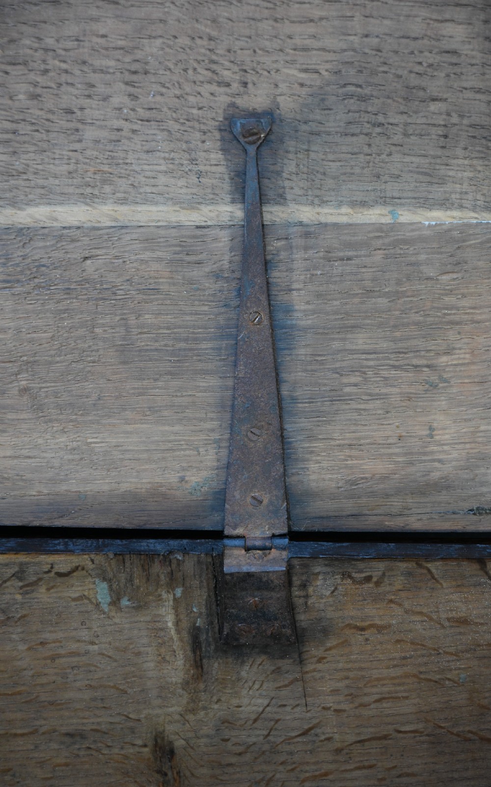 Lovely 18th Century Oak Box, Mule Chest, Small Proportions, C.1720. View IV