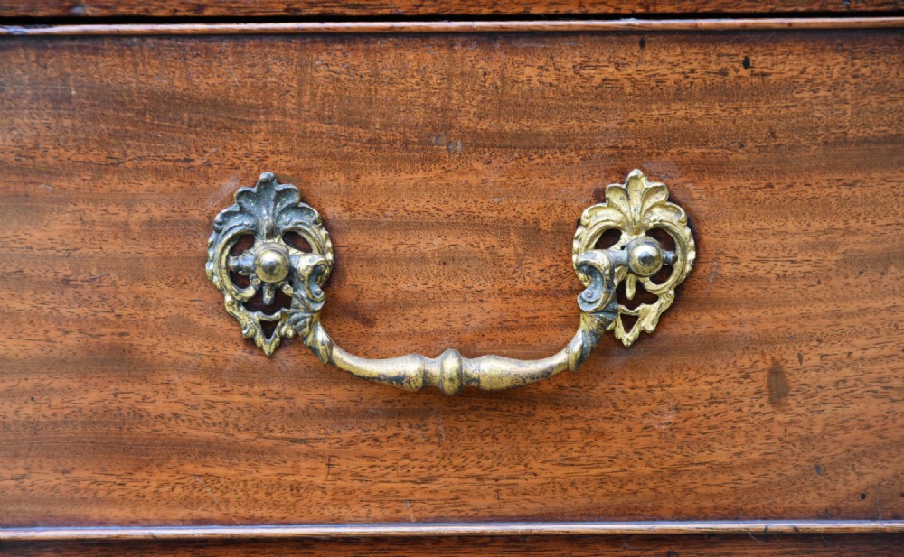 Superb Georgian Mahogany Chest Of Drawers C.1760 View II