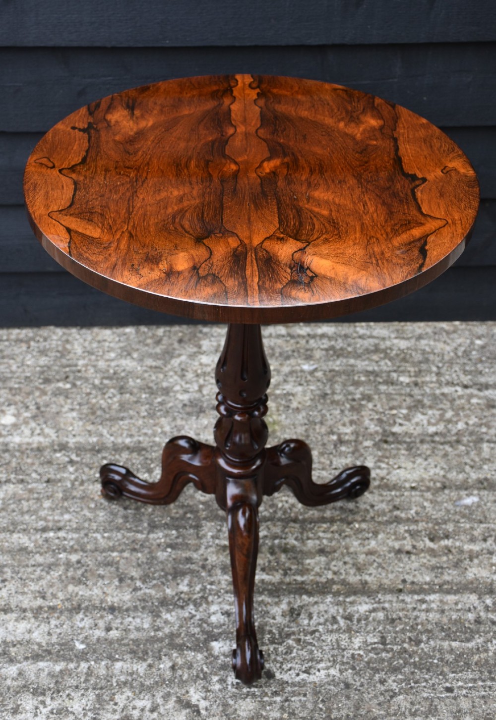 Superb Quality 19th Century Rosewood Lamp Table.