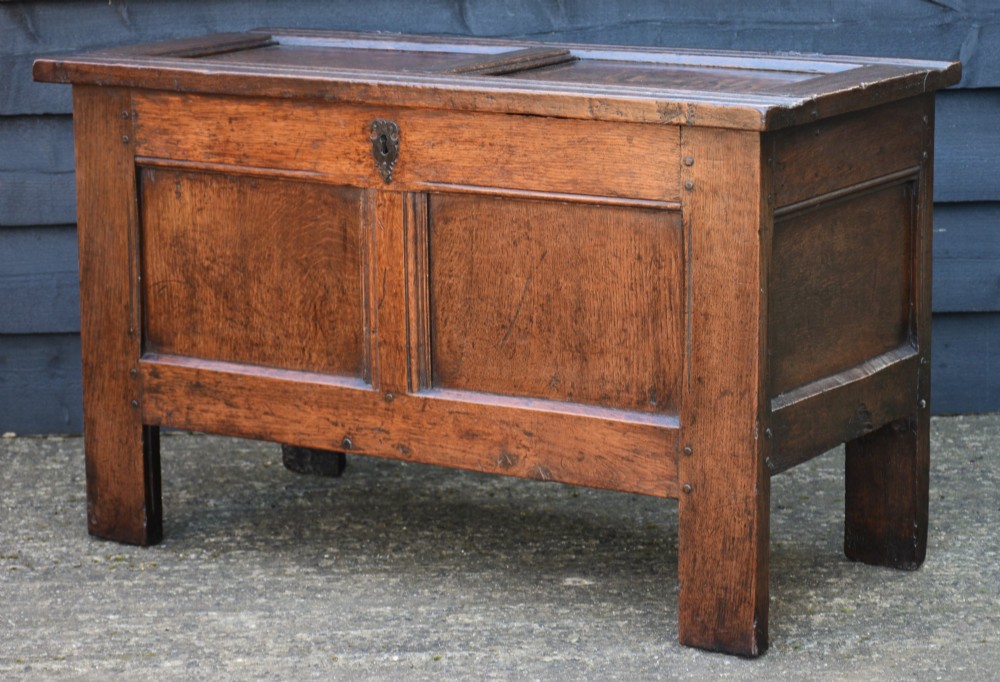 Handsome 17th Century Oak Panelled Coffer Box C.1680, Small Proportions