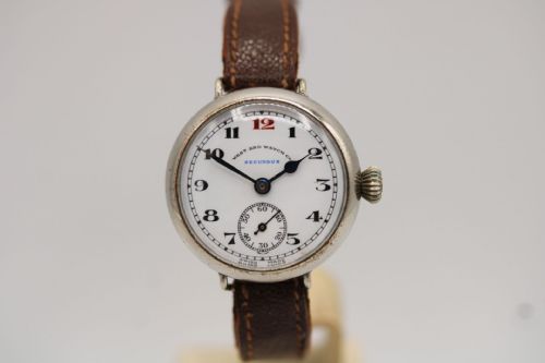 WEST END WATCH COMPANY SECUNDUS WRIST WATCH 1920S - ADDITIONAL PHOTO 3