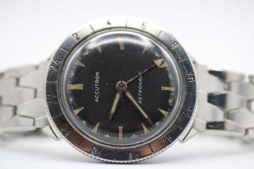 ACCUTRON ASTRONAUT L 71960 M3 WRIST WATCH 1963 - ADDITIONAL PHOTO 4