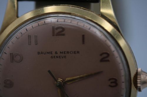 BAUME MERCIER VINTAGE 1950S 18CT YELLOW GOLD SALMON DIAL MANUAL WIND WATCH - ADDITIONAL PHOTO 5