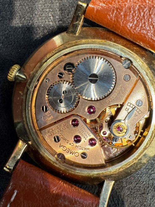 OMEGA VINTAGE CALIBRE 510 MANUAL WIND WATCH 9CT GOLD 1956 - ADDITIONAL PHOTO 1