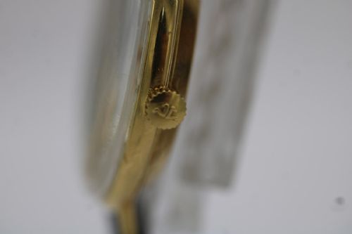 JAEGARLECOULTURE DRESS WATCH 1960S 18CT GOLD JAEGER LECOULTRE SLIM DRESS WATCH - ADDITIONAL PHOTO 3