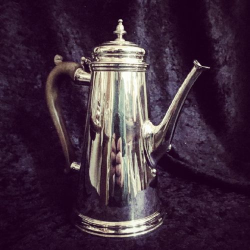 GEORGIAN STYLE SILVER COFFEE POT - ADDITIONAL PHOTO 2