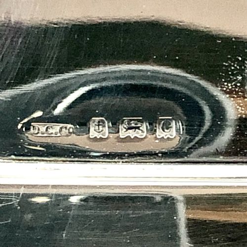 AN EDWARDIAN SILVER MANTEL CLOCK - ADDITIONAL PHOTO 4