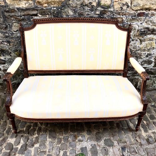 A Second Empire Walnut Sofa