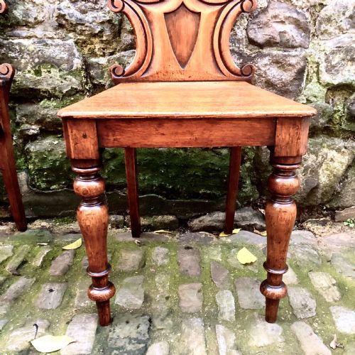 A PAIR OF EARLY VICTORIAN OAK HALL CHAIRS - ADDITIONAL PHOTO 4