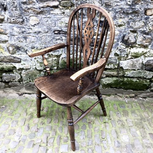 A SET OF SEVEN ASH AND ELM WINDSOR CHAIRS - ADDITIONAL PHOTO 7