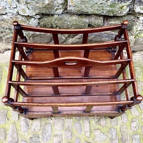 A GEORGE III MAHOGANY CANTERBURY - ADDITIONAL PHOTO 3