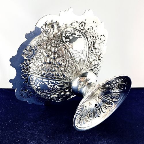 A FINE LATE VICTORIAN SILVER TAZZA - ADDITIONAL PHOTO 2