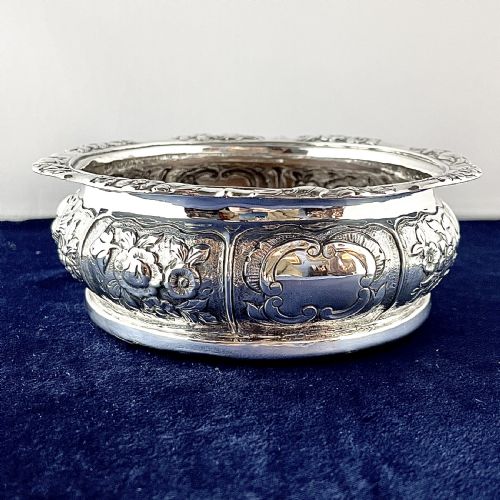 a william iv silver magnum wine coaster - CATEGORY: ANTIQUE SILVER - DATED 19TH CENTURY