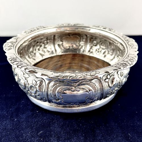 A WILLIAM IV SILVER MAGNUM WINE COASTER - ADDITIONAL PHOTO 1