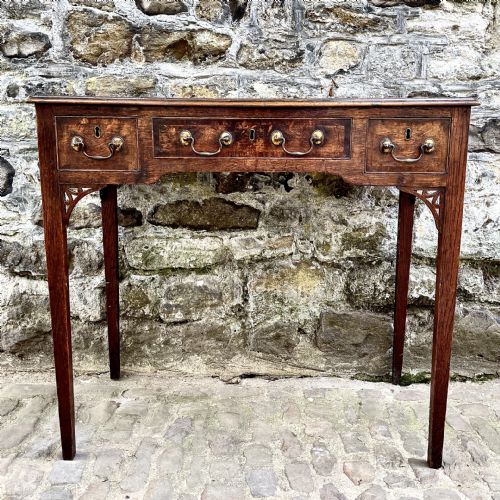 A GEORGE III OAK LOWBOY - ADDITIONAL PHOTO 2