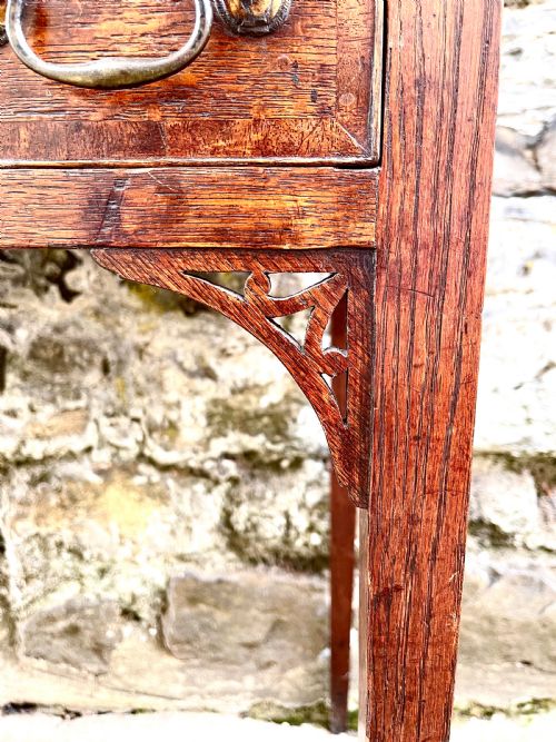 A GEORGE III OAK LOWBOY - ADDITIONAL PHOTO 5