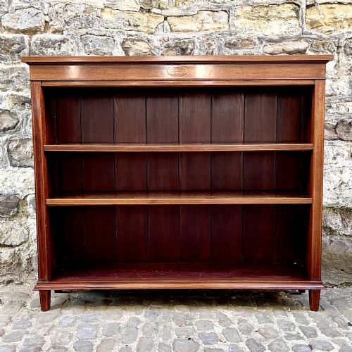 an edwardian mahogany bookcase - CATEGORY: ANTIQUE BOOKCASES - DATED 1900