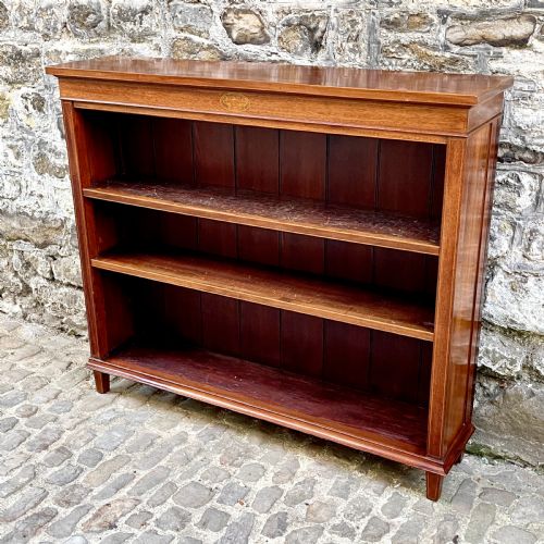 AN EDWARDIAN MAHOGANY BOOKCASE - ADDITIONAL PHOTO 6