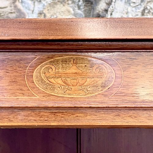 AN EDWARDIAN MAHOGANY BOOKCASE - ADDITIONAL PHOTO 7