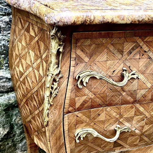 A LOUIS XV STYLE KINGWOOD CHEST OF DRAWERS STAMPED TORREZ - ADDITIONAL PHOTO 6