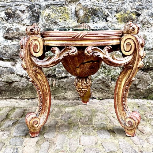 A MID 19TH CENTURY ITALIAN GILTWOOD PEDESTAL - ADDITIONAL PHOTO 6