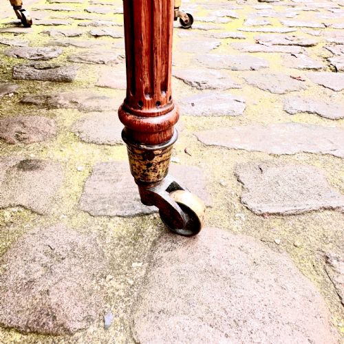 A VICTORIAN OAK TWO TIER SIDE TABLE - ADDITIONAL PHOTO 5