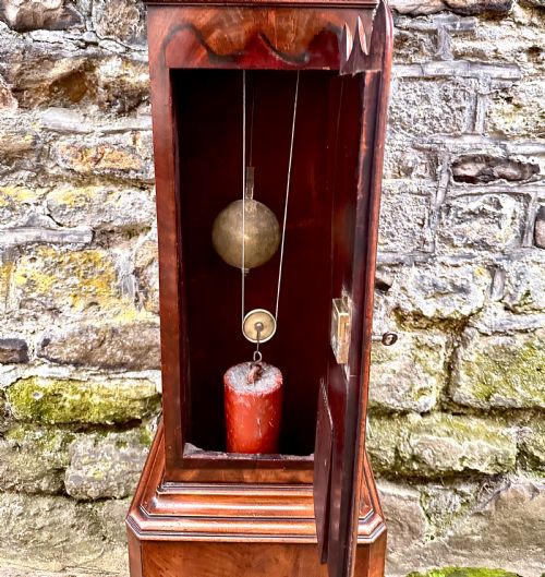 A GEORGE III SMALL MAHOGANY LONGCASE CLOCK - ADDITIONAL PHOTO 6
