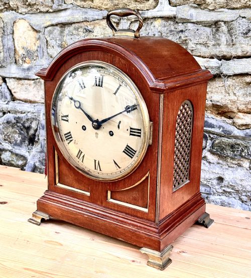 A LATE VICTORIAN MAHOGANY BRACKET CLOCK - ADDITIONAL PHOTO 2