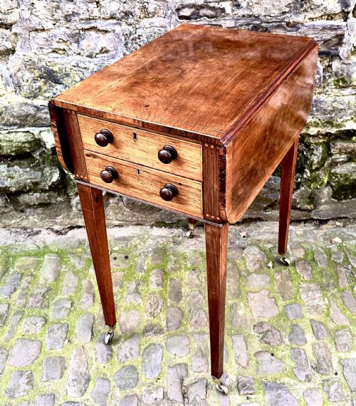 a fine regency rosewood dropleaf side table - CATEGORY: ANTIQUE TABLES - DATED REGENCY