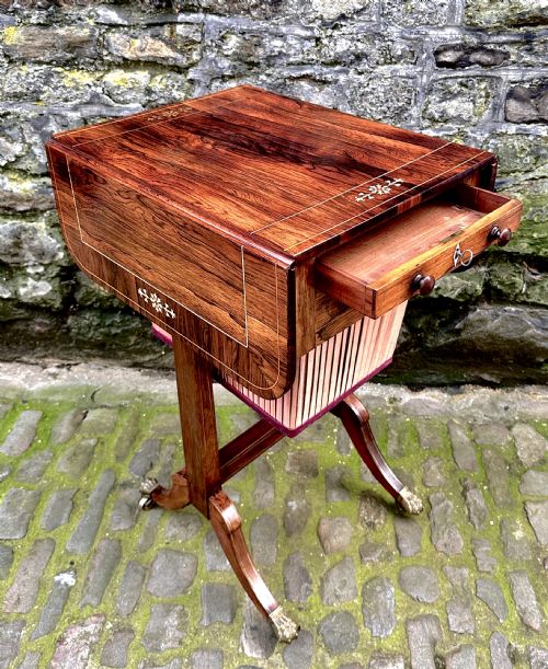 A FINE REGENCY ROSEWOOD WORK TABLE - ADDITIONAL PHOTO 4