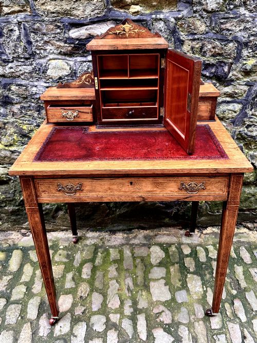 A LATE VICTORIAN ROSEWOOD BONHEUR DU JOUR - ADDITIONAL PHOTO 6